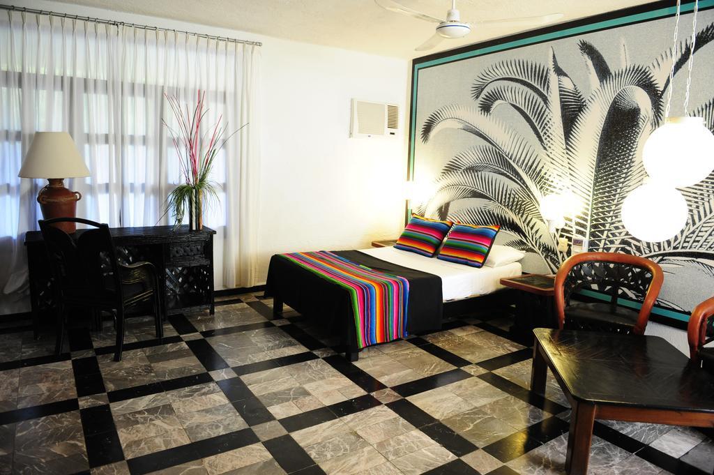 Maya del Mar on Fifth Avenue Playa del Carmen Exteriör bild